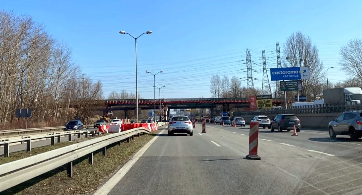 Dla kierowców, Chwilowo utrudnień Kierowcy będą zadowoleni zmiany organizacji ruchu - zdjęcie, fotografia