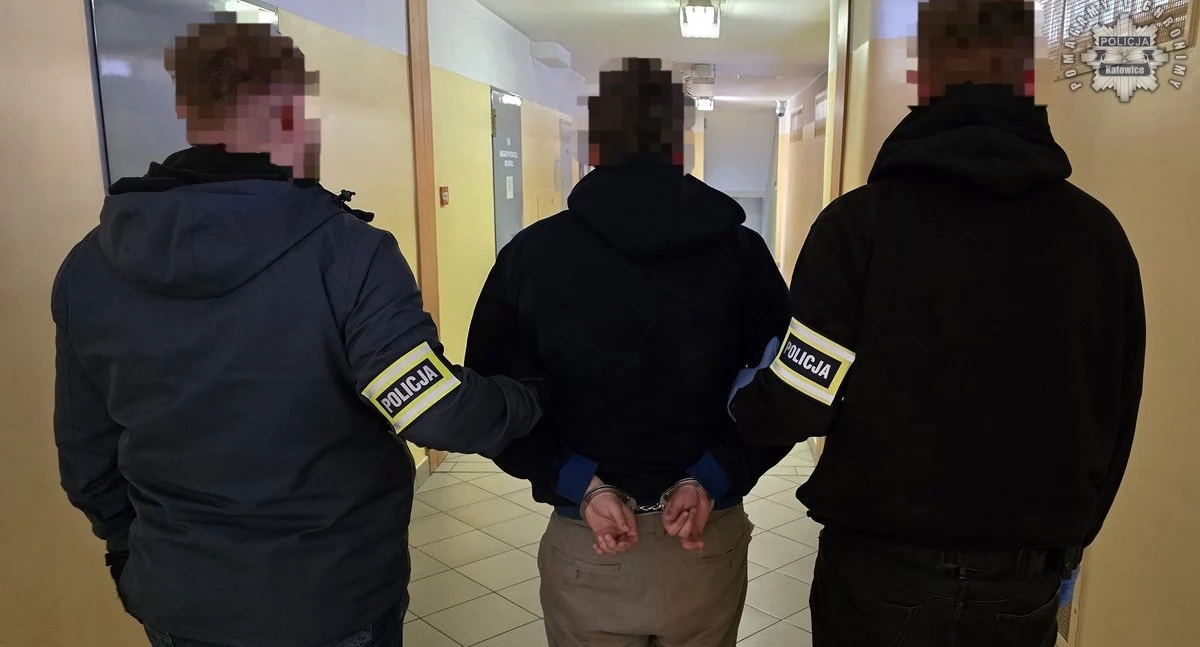 Młody mężczyzna zaatakował ratowników medycznych. Został obezwładniony przez policjantów