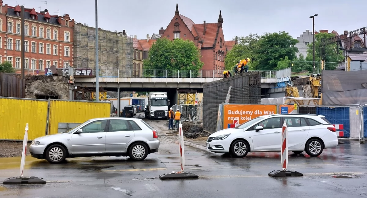 Dla kierowców, Mikołowska połowie otwarta zamknięta Wiadukty Katowicach nowym harmonogramem - zdjęcie, fotografia