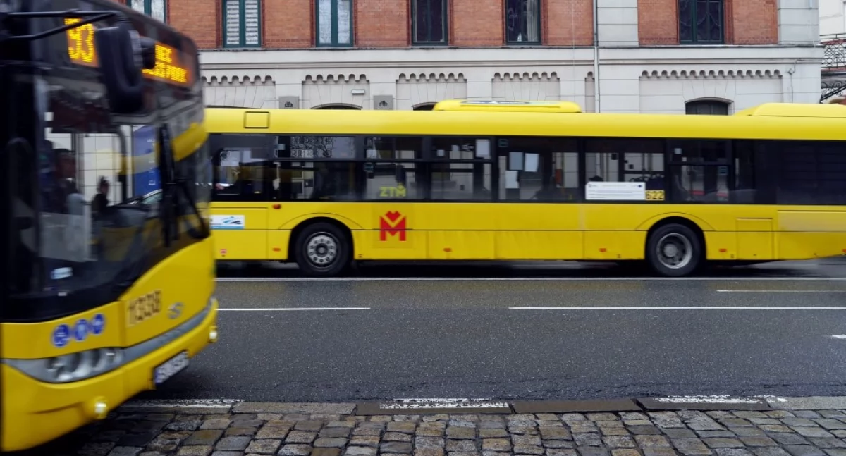 Komunikacja publiczna, poniedziałku zmiana dwóch linii metropolitalnych Podróż Katowic Gliwic potrwa dłużej - zdjęcie, fotografia
