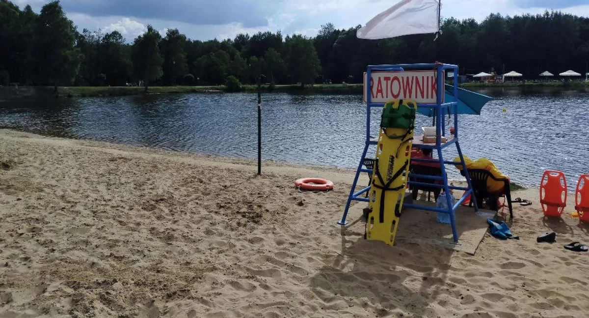 Rekreacja, niedzielę zostaną uruchomione kąpieliska Dolinie Trzech Stawów stawem Morawa - zdjęcie, fotografia