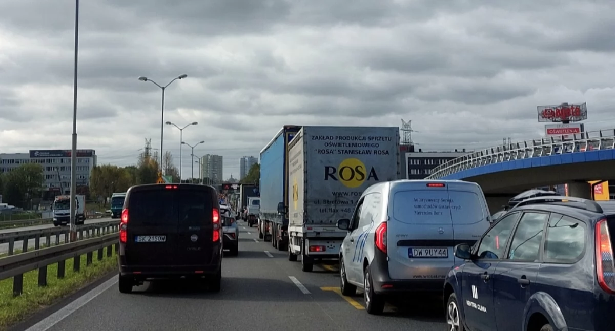 Korek na trasie S86 w Katowicach.