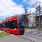 Odcinek dwutorowy ma sięgać do zabudowań przy al. Korfantego 185, 187 i 189.