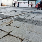 Uszkodzone płyty przy Galerii Katowickiej (3)