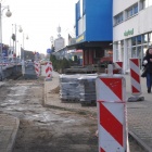 Droga rowerowa na deptaku niebieskie bloki (4)