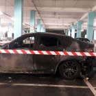 Spalone BMW na parkingu CH 3 Stawy (2)