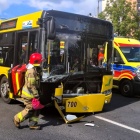 Wypadek autobusu na os. Paderewskiego, fot. KM PSP Katowice (2)