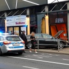 Samochód wjechał w Galerię Katowicką (5)