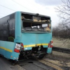 Zderzenie ciężarówki z autobusem na ul. Bagiennej