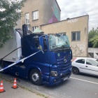 Tir uderzył w wiadukt w Katowicach (2)
