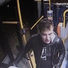 Sprawca dewastacji autobusu (2)