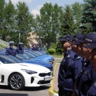 Nowe radiowozy policji (9)