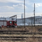 Pożar trawy obok dworca (8)