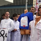 Protest studentów medycyny na Rynku (6)