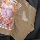 Mim z kukłą Kaczyńskiego (6)