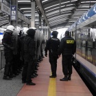Ćwiczenia policji na dworcu (4)