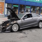 Pożar Mercedesa na al. Korfantego (1)
