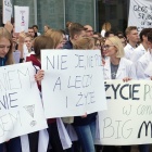 Protest studentów medycyny na Rynku (3)