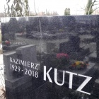 zdewastowany grób Kazimierza Kutza (2)