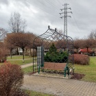 Zielone ławki na pl. Grunwaldzkim (1)