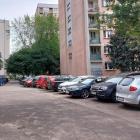 Przestrzeń pomiędzy wysokimi blokami a niższymi będzie zarezerwowana dla mieszkańców.