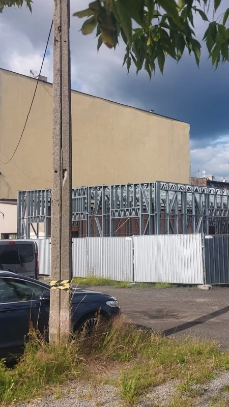 Muzułmanie powiększają centrum kultury w Katowicach. Inwestycja budzi coraz większe emocje