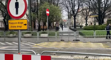 MZUiM zlikwidował przejście dla pieszych na placu Miarki. Dopiero teraz zrobiło się niebezpiecznie