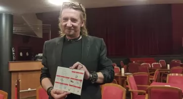W ciągu roku odwiedził 15 kin, a teraz zachęca innych do filmowych podróży. Ruszają Dni Śląskich Kin Studyjnych