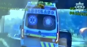 Ambulans na sygnale jechał niebezpiecznie. Kierowca był pijany