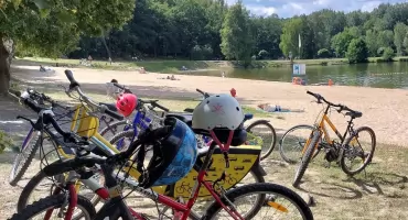 Dzień dobry Katowice. Od dzisiaj kaski dla dzieci jadących na rowerze są obowiązkowe