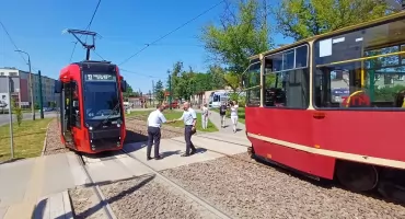 Debiut nowej Pesy w Tramwajach Śląskich. Służbę skończył wagon 105N z 1975 roku
