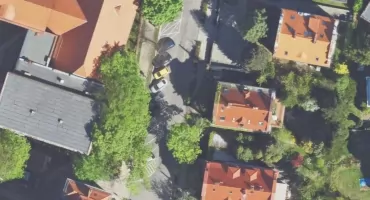 Rozpoczyna się remont jednych z najbardziej zniszczonych chodników w centrum Katowic