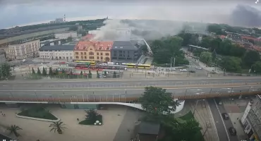 Pożar w centrum Chorzowa. Kłęby dymu widać z daleka