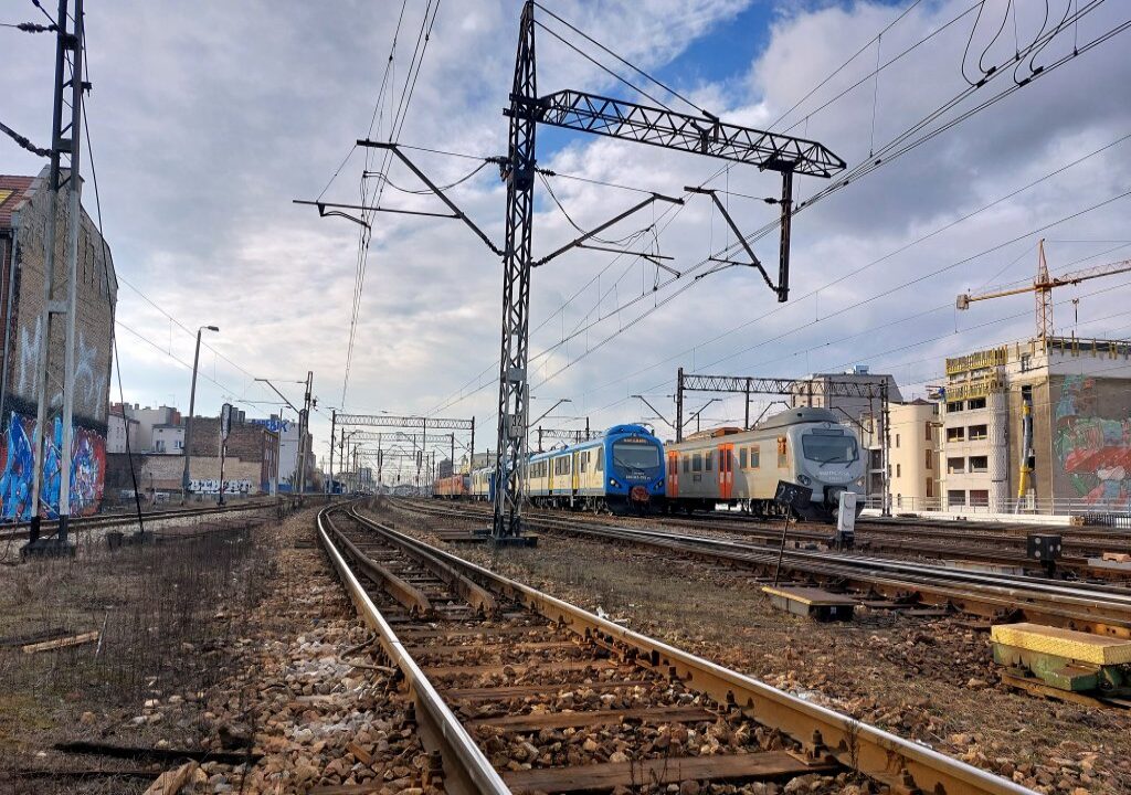 En train jusqu’à Bugla, le quai 5 et les remontées mécaniques de Ligota reviennent.  Voici comment les gares et les arrêts changent à Katowice – Katowice24