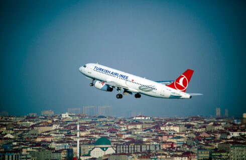 Stambuł nie dla Katowic. LOT zablokował Turkish Airlines