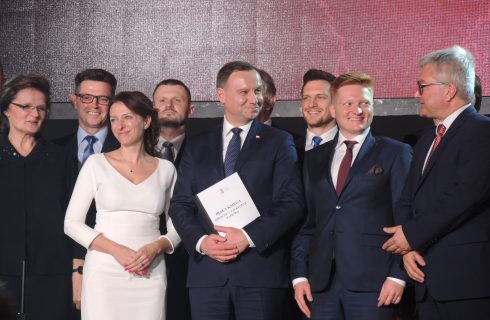 Prezydent Andrzej Duda w Katowicach: w wielu miejscach Polski obraz jest bardzo przykry