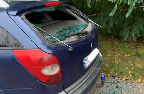 Atak na ukraińskie samochody w Katowicach. Nastolatek wybił szybę i groził, że będą kolejne