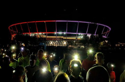 Po raz siódmy pobiegną dla Słonia. Dzisiaj nocny bieg w Parku Śląskim