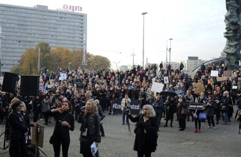 Kobiety mówią rządowi: NIE. Czarny marsz w Katowicach