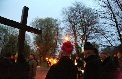 Droga krzyżowa przejdzie dzisiaj ulicami Katowic