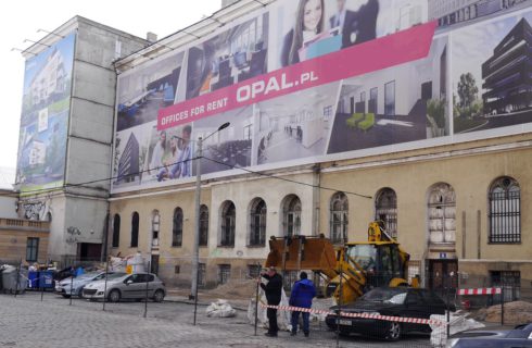 Na Dworcowej będzie dużo zieleni, fontanna i schody. Jest pozwolenie na budowę