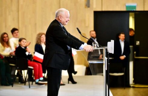 Jarosław Kaczyński w Katowicach żartował z hasła „precz z kaczorem dyktatorem”