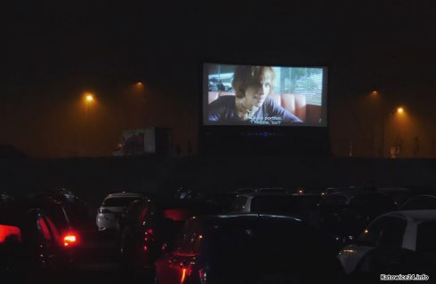 Pulp Fiction w kinie samochodowym