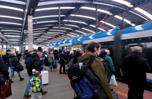 Koleje Śląskie przewiozły ponad 100 tys. pasażerów za 1 zł. Promocja nadal obowiązuje na dwóch trasach