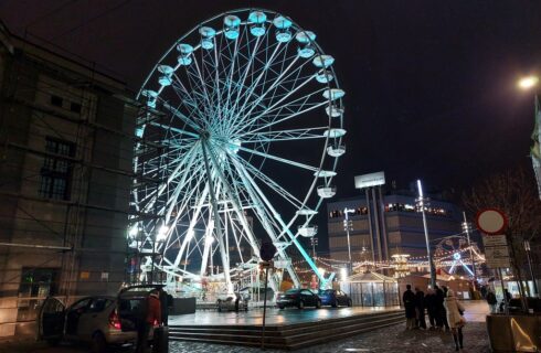 Dzień dobry Katowice. Dzisiaj premiera nowego neonu w centrum miasta