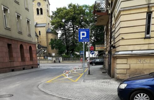 Katowice podniosą ceny kopert parkingowych również poza strefą płatnego parkowania