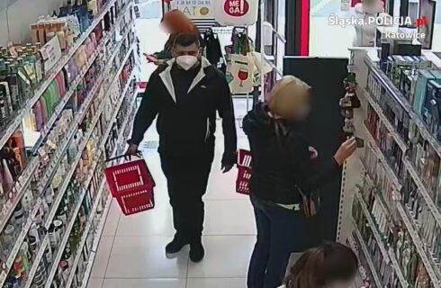 Kolejna kradzież perfum. Policja publikuje zdjęcia podejrzewanego mężczyzny