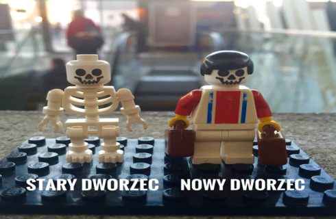 Piosenka o schodach na dworcu w Katowicach, które naprawią ludziki Lego