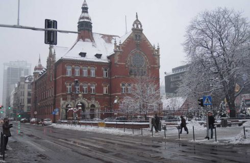 Dzień dobry Katowice. Nadal będzie sypać śnieg