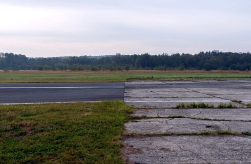 Miasto musi sporo dołożyć do budowy pasa na lotnisku Muchowiec